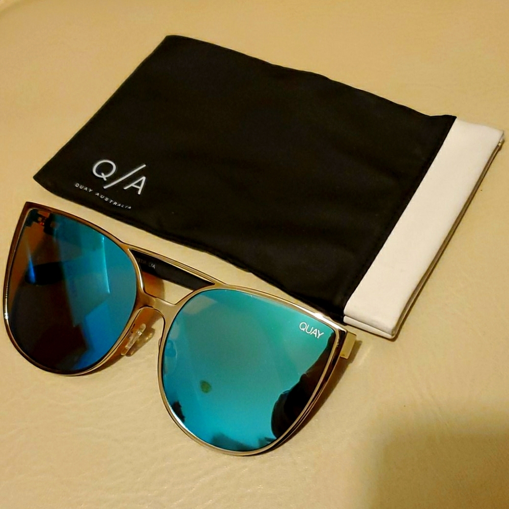 Quay Sunglasses Sorority Princess
